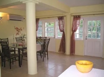 4 Bedrooms Villa Turtles Retreat