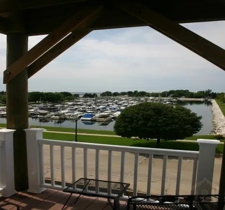 3 Bedrooms Condo Rental in Ludington, Michigan