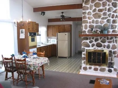2 Bedrooms Apartment Rental in Saint Henri, Quebec