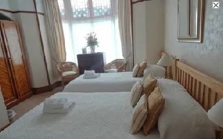 6 Bedrooms BnB 3 Cambridge