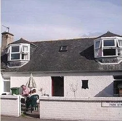 2 Bedrooms Cottage Pyleigh 