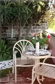 Studio Studio Rental in Hamilton, Bermuda