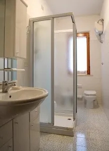 3 Bedrooms Apartment Rental in Montecarotto, Italy