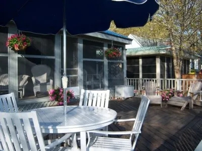 2 Bedrooms Cottage Rental in Holland, Michigan