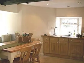 2 Bedrooms Cottage Rental in Castle Combe, United Kingdom