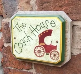 2 Bedrooms House The Coach