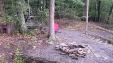 Rustic lakefront chalet - private dock - special kids room