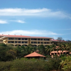 Spectacular Penthouse View of Flamingo Beach and Potrero Bay