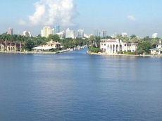 Live in comfort one block from the ocean in Fort Lauderdale