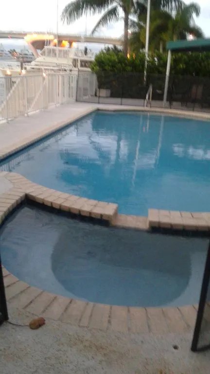 3 Bedrooms House Rental in Fort Lauderdale, Florida