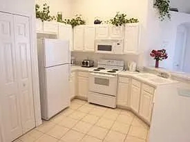 3 Bedrooms Villa Rental in Four Corners, Florida