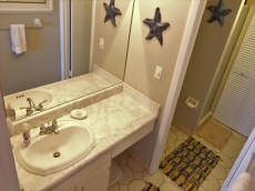 Enjoy Gorgeous, Oceanfront Views From This Penthouse 2/2 Condo!