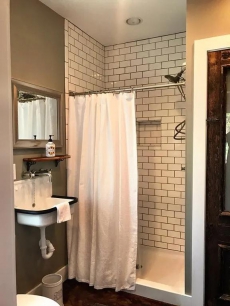 Private and quaint downtown Weaverville 