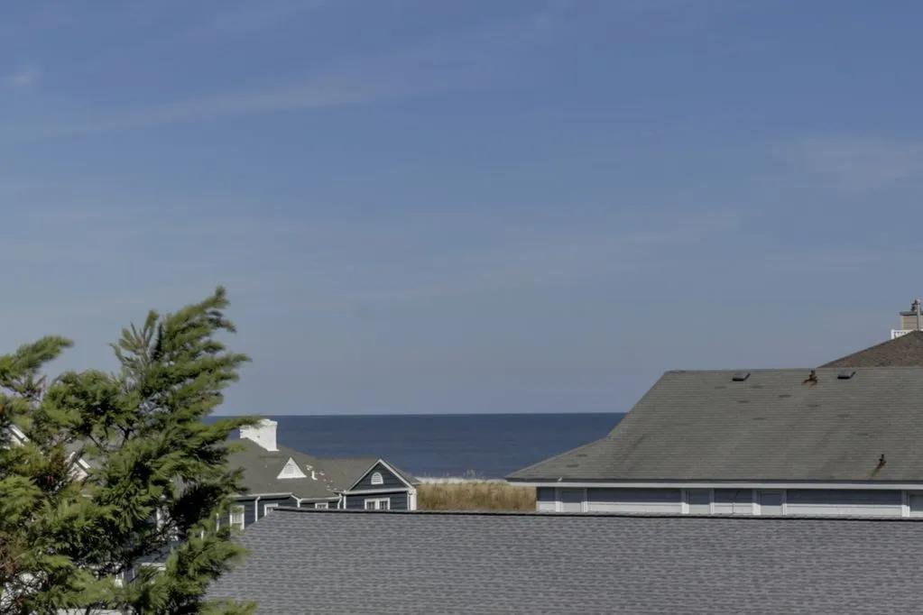 2 Bedrooms Condo Rental in Virginia Beach, Virginia