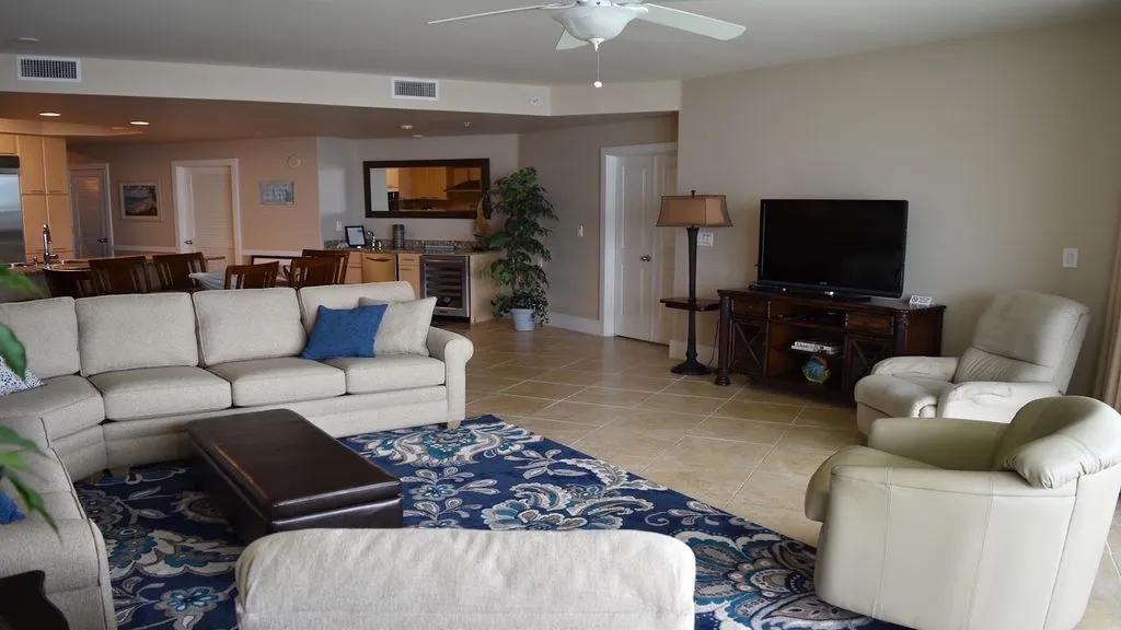 3 Bedrooms Oceanfront Condo Rental in Orange Beach, Alabama