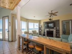 Beach Front w/Pools & Tennis - PET FRIENDLY!