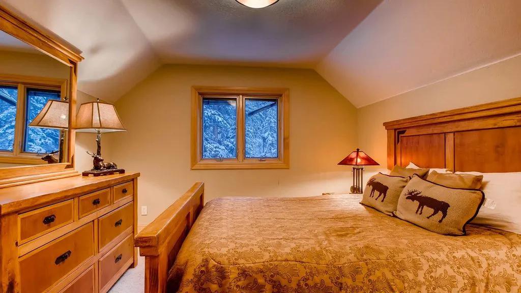 5 Bedrooms House Rental in Colorado, Colorado
