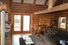 Cabin overlooks Moab and appeals to folks wanting to experience peace & quiet.