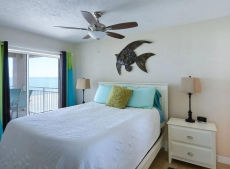 PH6A Palm House. Gorgeous, oceanfront 3 bedroom 2 bath condo