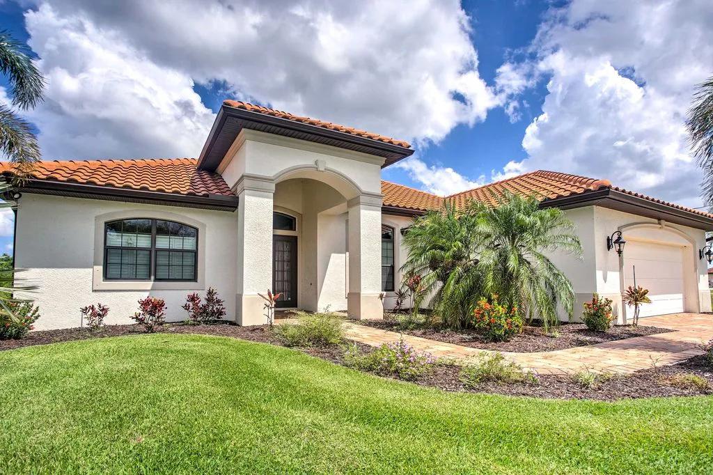 3 Bedrooms House Rental in Pelican, Florida