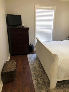 Family friendly home in quiet neighborhood, close to square