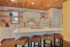 Jack's Sparrow: In Town, Pool, Pet Friendly, Free Golf Cart