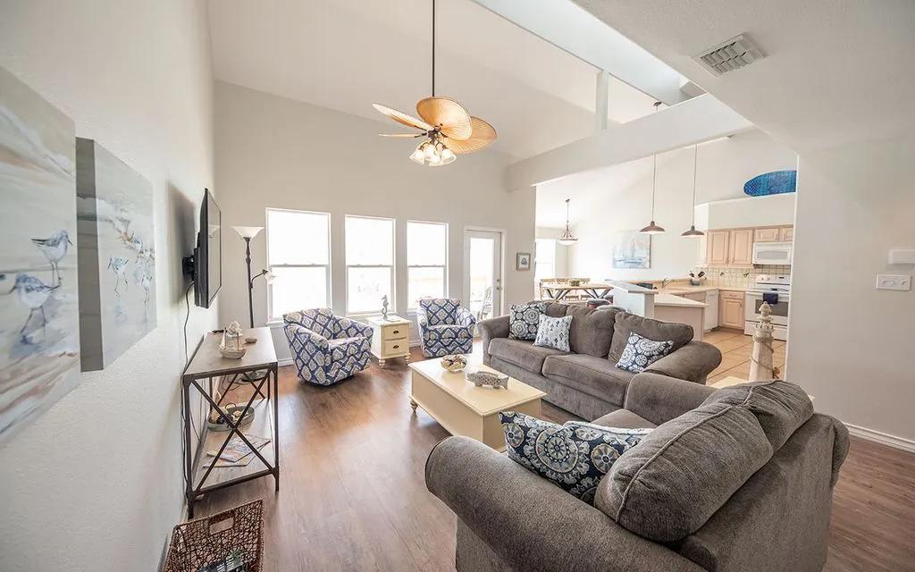 4 Bedrooms House Rental in Port Aransas, Texas