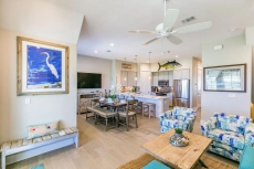 Luxe Palmilla Beach 3BR Townhome w/ Pool, Beach Access & Private Golf Cart!