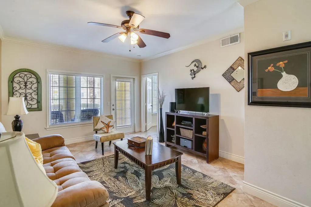 1 Bedroom Condo Rental in Galveston, Texas
