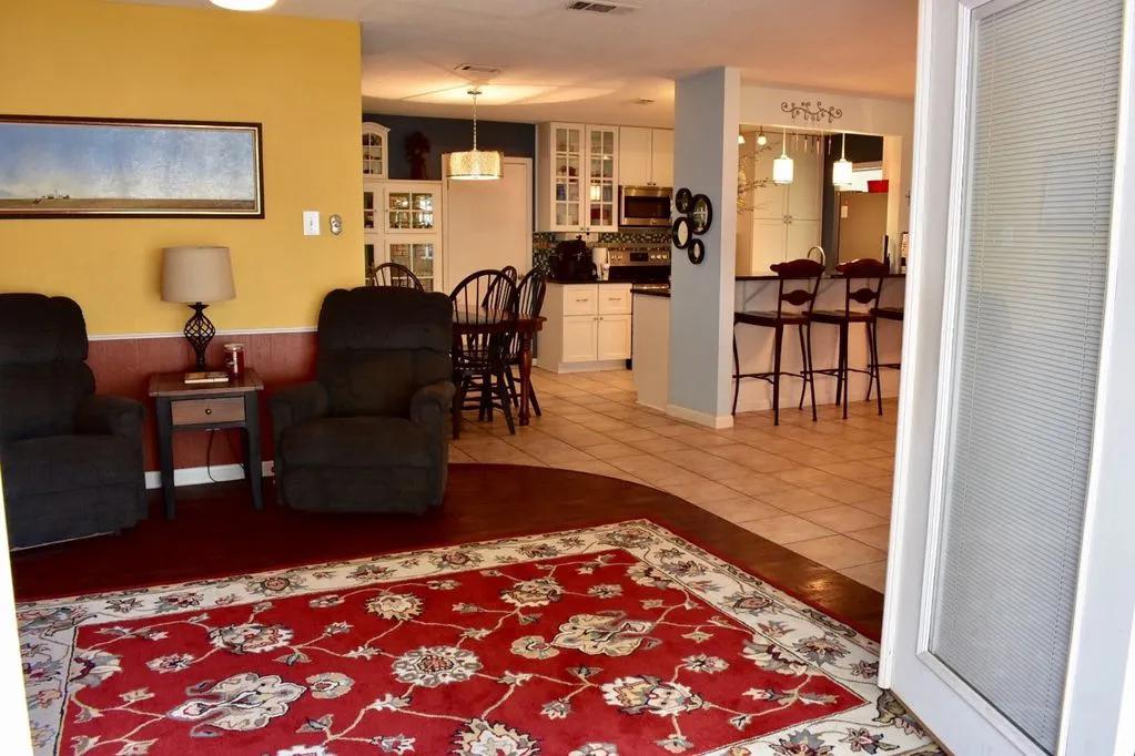 3 Bedrooms House Rental in Texas, Texas