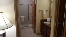 Free Breakfast Buffet. Pool Access. Close to Great Beaches!