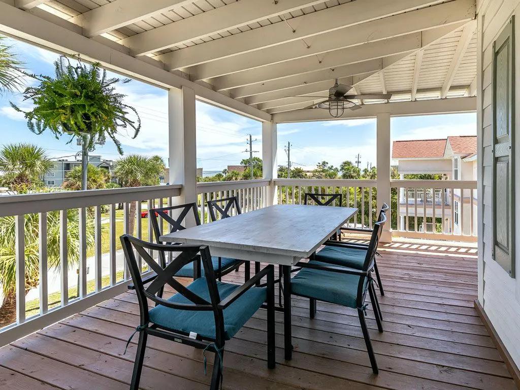 4 Bedrooms House Rental in Tybee Island, Georgia