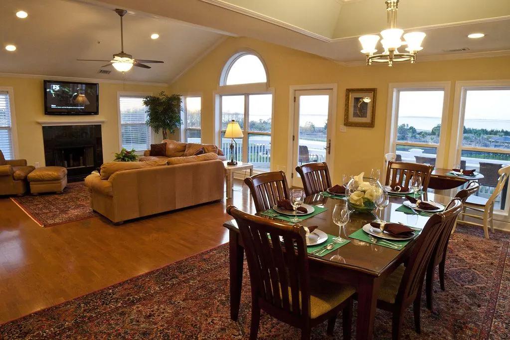 6 Bedrooms Condo Rental in Tybee Island, Georgia