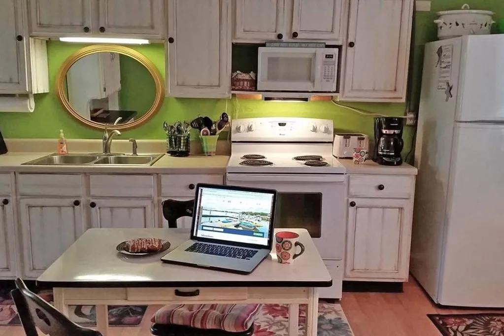 2 Bedrooms Cottage Rental in Tybee Island, Georgia