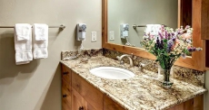 Bear Claw 309: 2 BR / 2 BA condo in Steamboat Springs, Sleeps 8