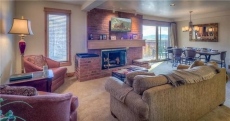 Bear Claw 202: 2 BR / 2 BA condo in Steamboat Springs, Sleeps 8