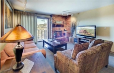Bear Claw 414: 3 BR / 2 BA condo in Steamboat Springs, Sleeps 8