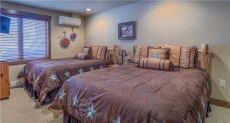 Bear Claw 311: 2 BR / 2 BA condo in Steamboat Springs, Sleeps 8