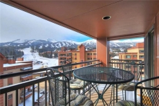 Stay in Downtown Breckenridge and Close to Ski Lifts! By Ski Village Resorts