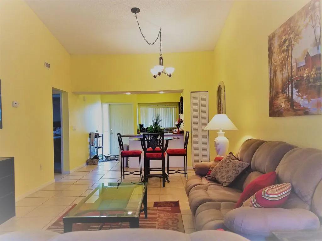 2 Bedrooms Condo Rental in Punta Gorda, Florida