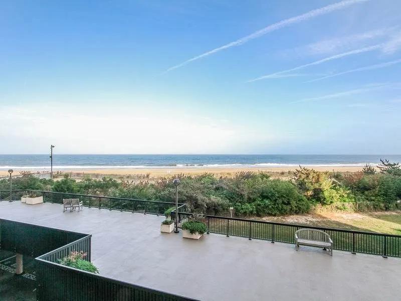3 Bedrooms Condo Rental in Bethany Beach, Delaware
