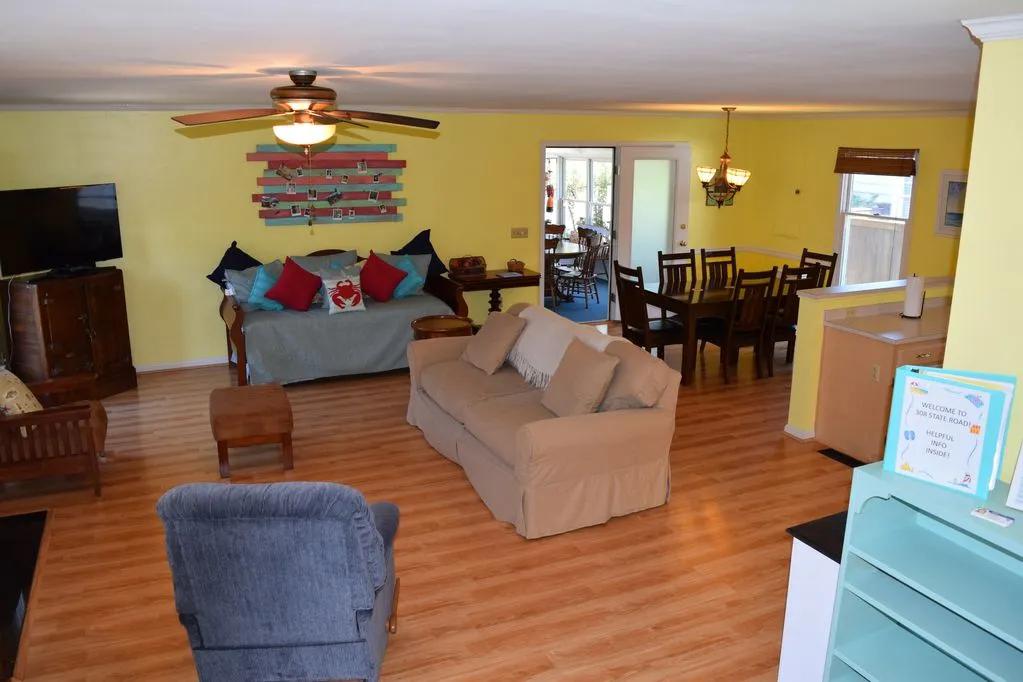 3 Bedrooms House Rental in Rehoboth Beach, Delaware