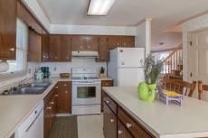 OCEAN VIEWS IN TOWN OF FENWICK ISLAND 3BR BEACH HOME 1 HOUSE TO THE BEACH