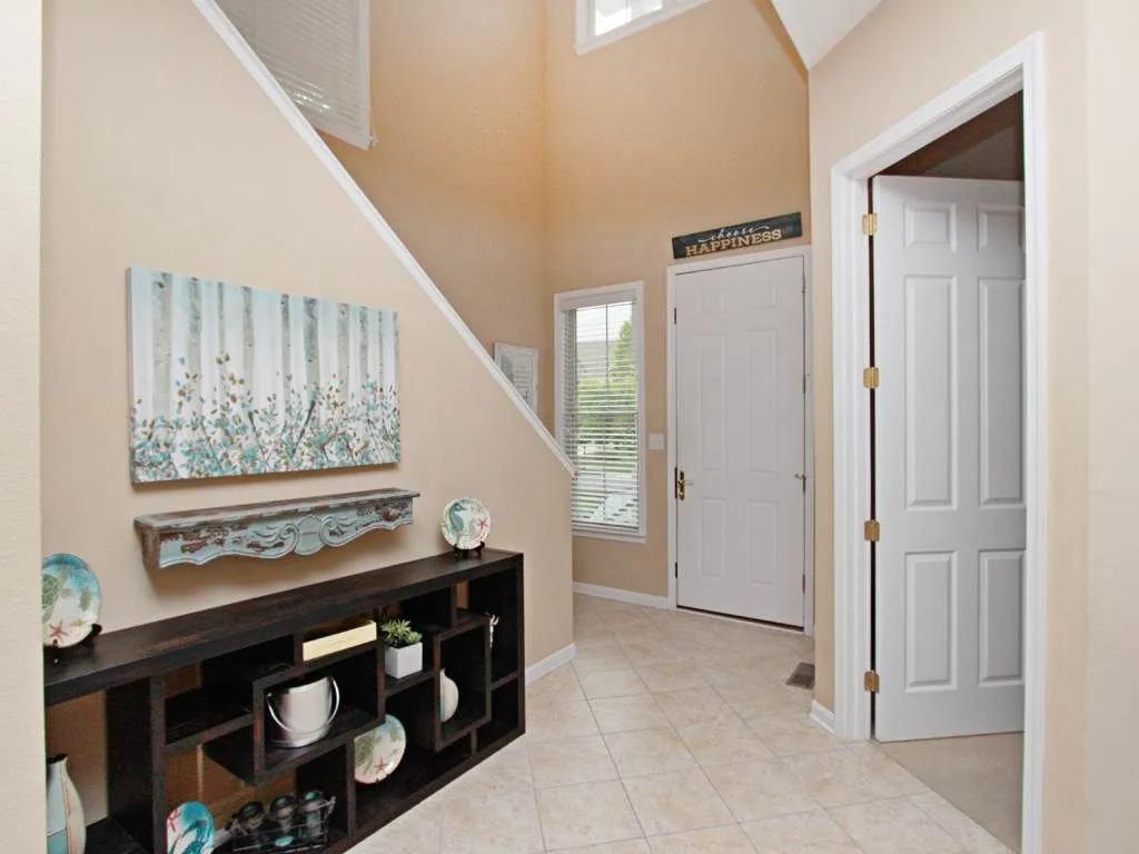 4 Bedrooms Townhome rental in Delaware, Delaware 1D073 MINIWEEKS