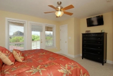 C7001 Big Kahuna. Luxury Home, Elevator, Pool, Hot Tub, Linens, Pool Table!