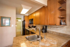 10 steps from the ocean! Pristine 1BR condo, newly remodeled!