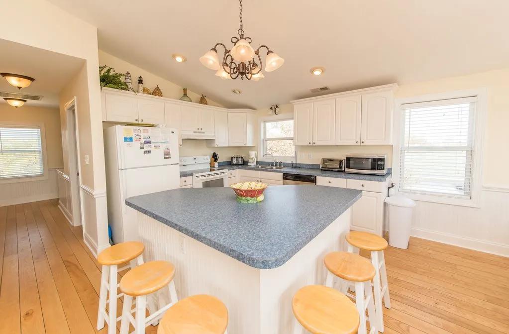 6 Bedrooms House Rental in kitty hawk, North Carolina