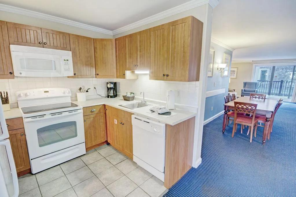 2 Bedrooms Hotel Rental in Newport, Rhode Island
