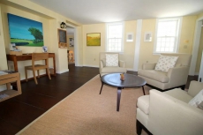 Paradise Farmhouse at the Norman Bird Sanctuary