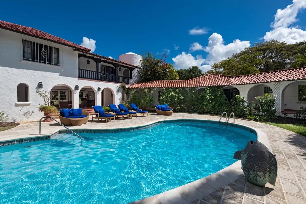 8 Bedrooms Villa Rental in Barbados, Barbados